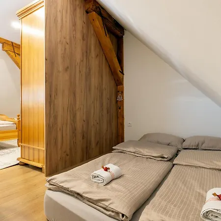 Vikendica Bjelasnica-lukavac شاليه