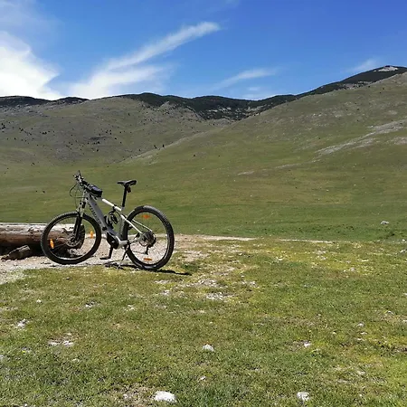 Σαλέ Vikendica Lukavac